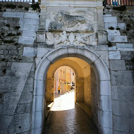 Gana 아파트 자다르