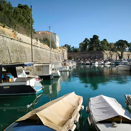 Gana 아파트 자다르