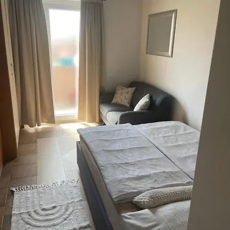 Gana Apartman *